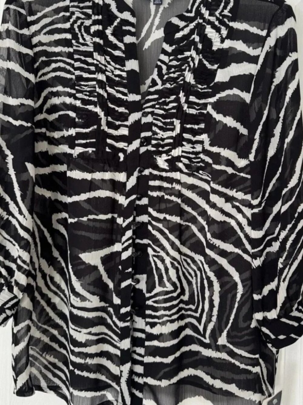 Jones New York Signature Sheer Blouse Zebra Print Black, White Size S